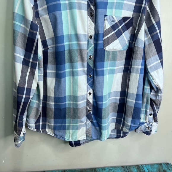 Pennington's DC Jeans Blue Plaid Button Down Shirt Size 1x - Picture 4 of 9